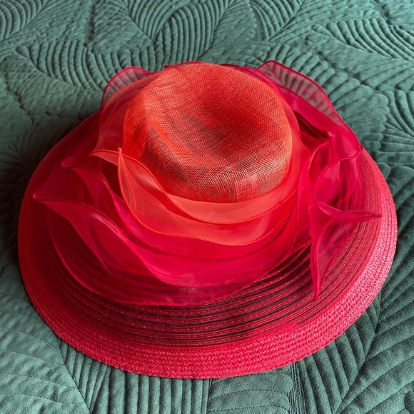 Scala Sheer Derby Hat – Elegant Statement Piece - Picture 5 of 7